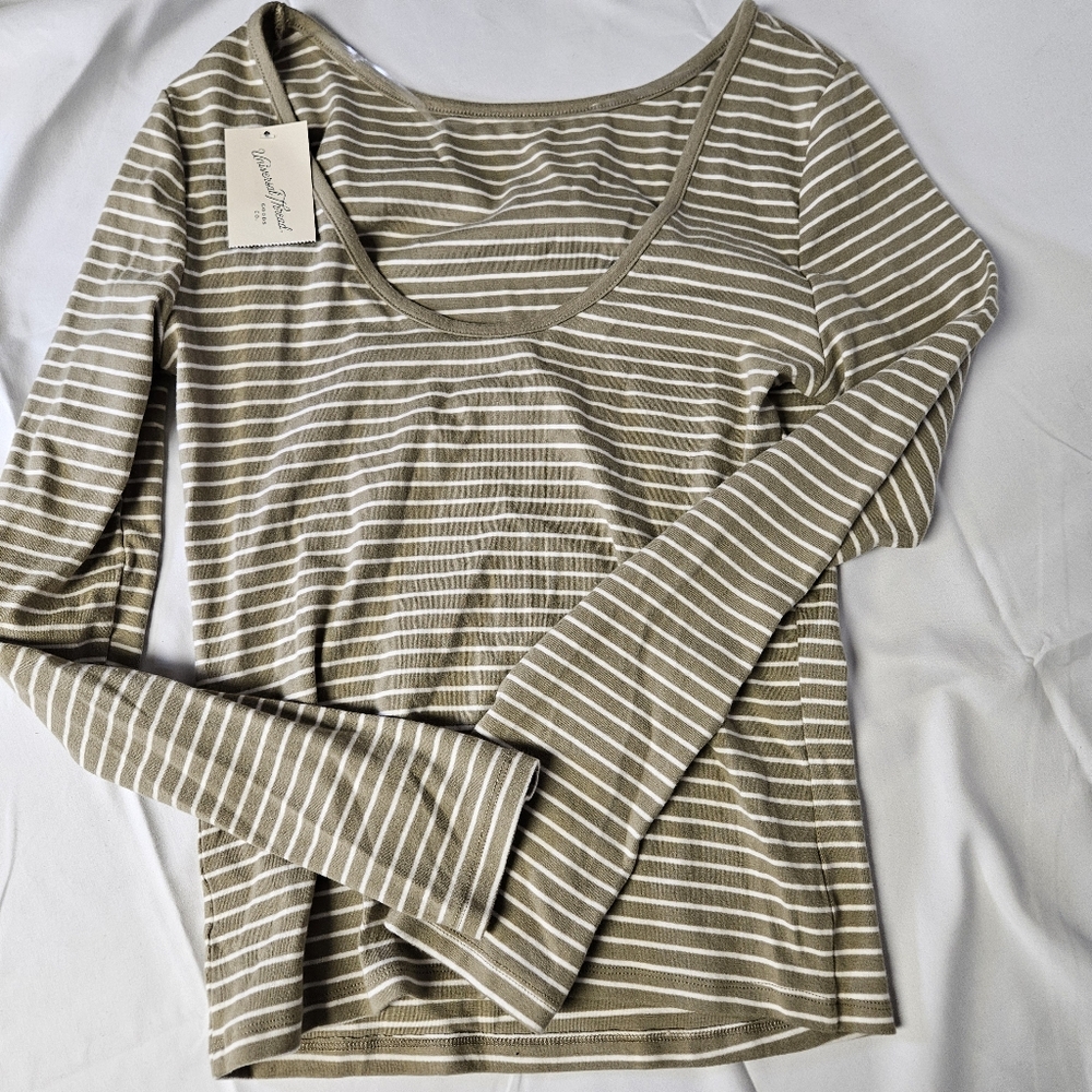 Universal Thread Large Olive Striped Long‎ Sleeve Top